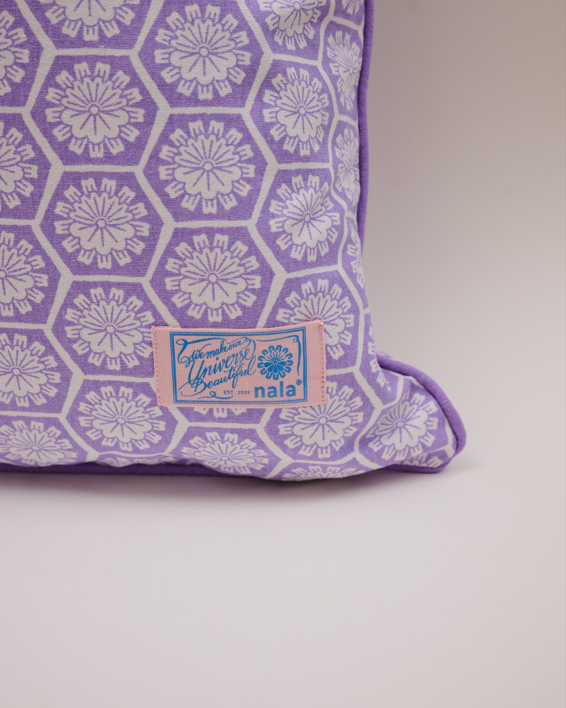 Square Cushion - Willow Wishes Lilac