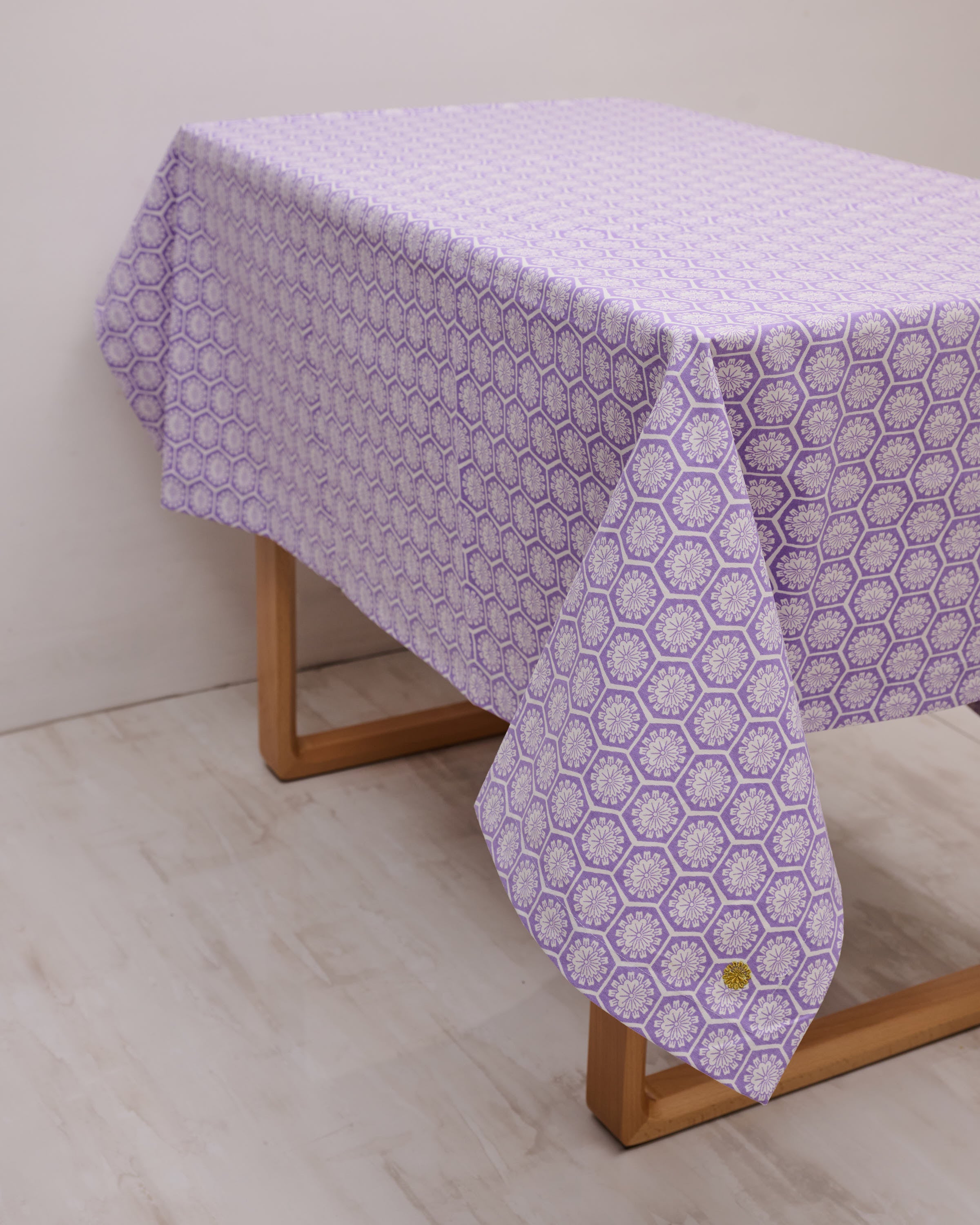 Square Table Cloth - Willow Wishes Lilac