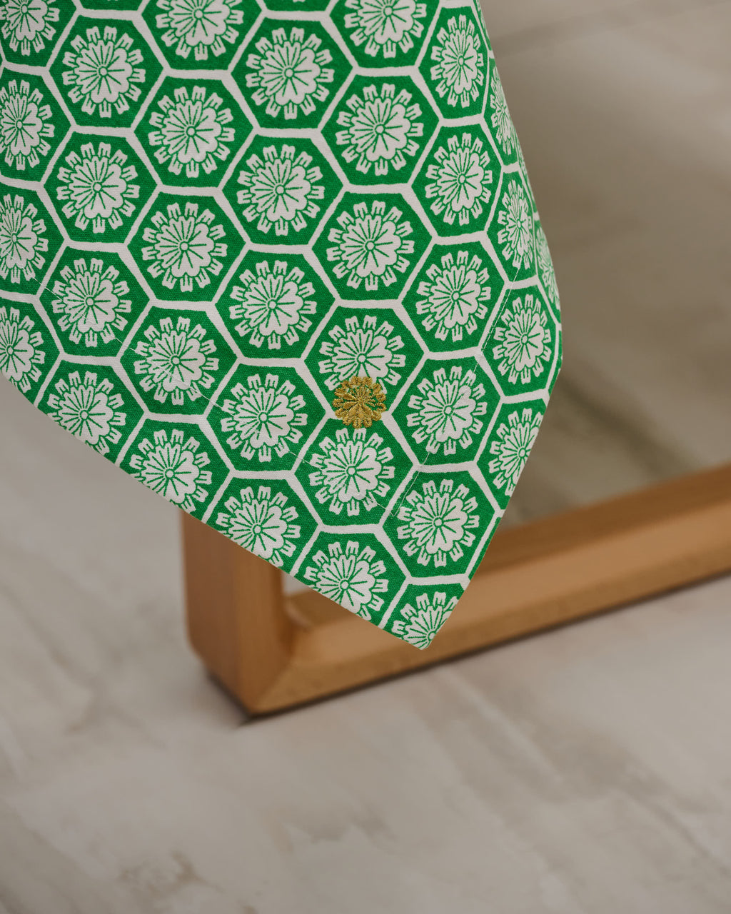Square Table Cloth - Willow Wishes Green