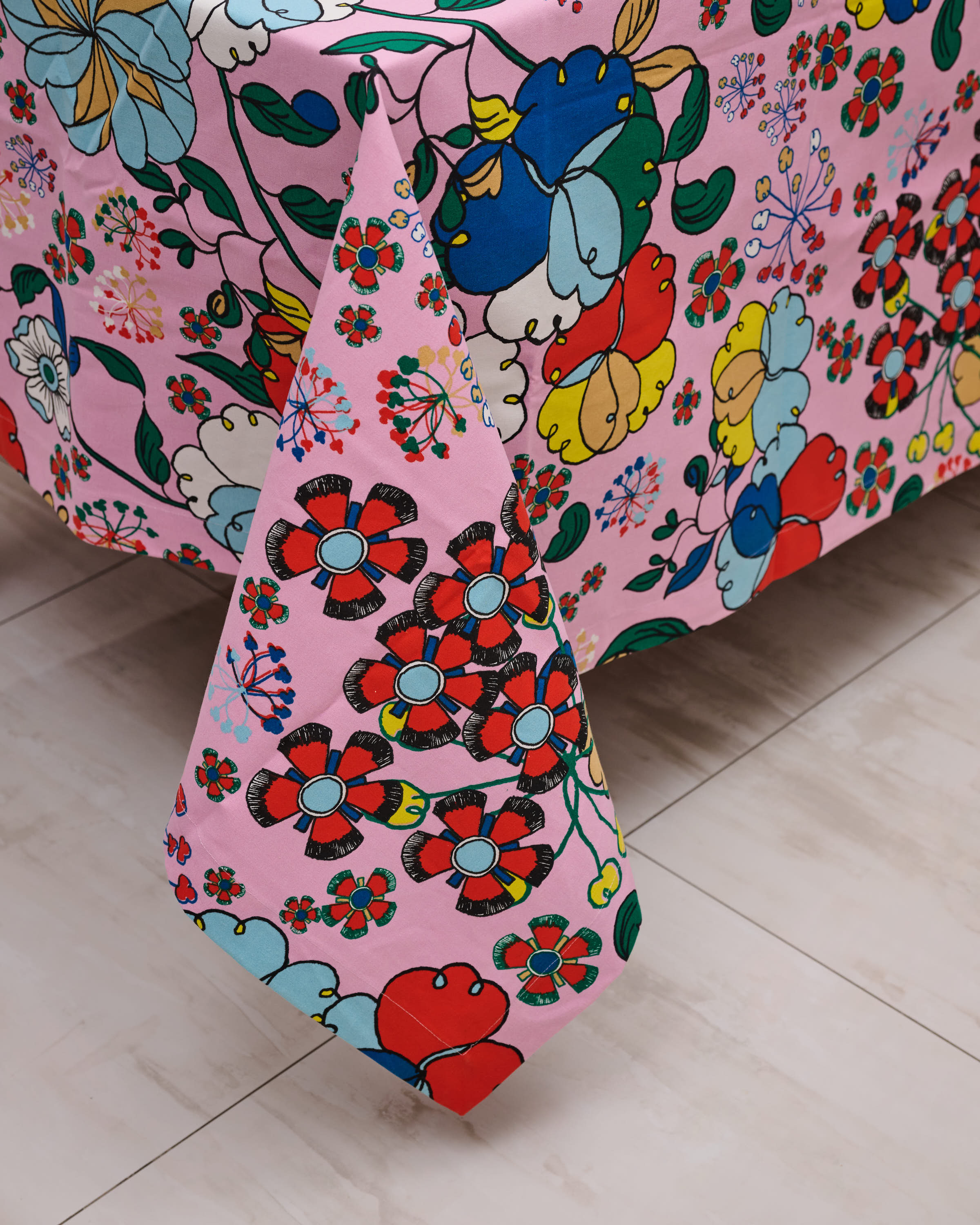 Large Table Cloth- Bunga Raya Pink