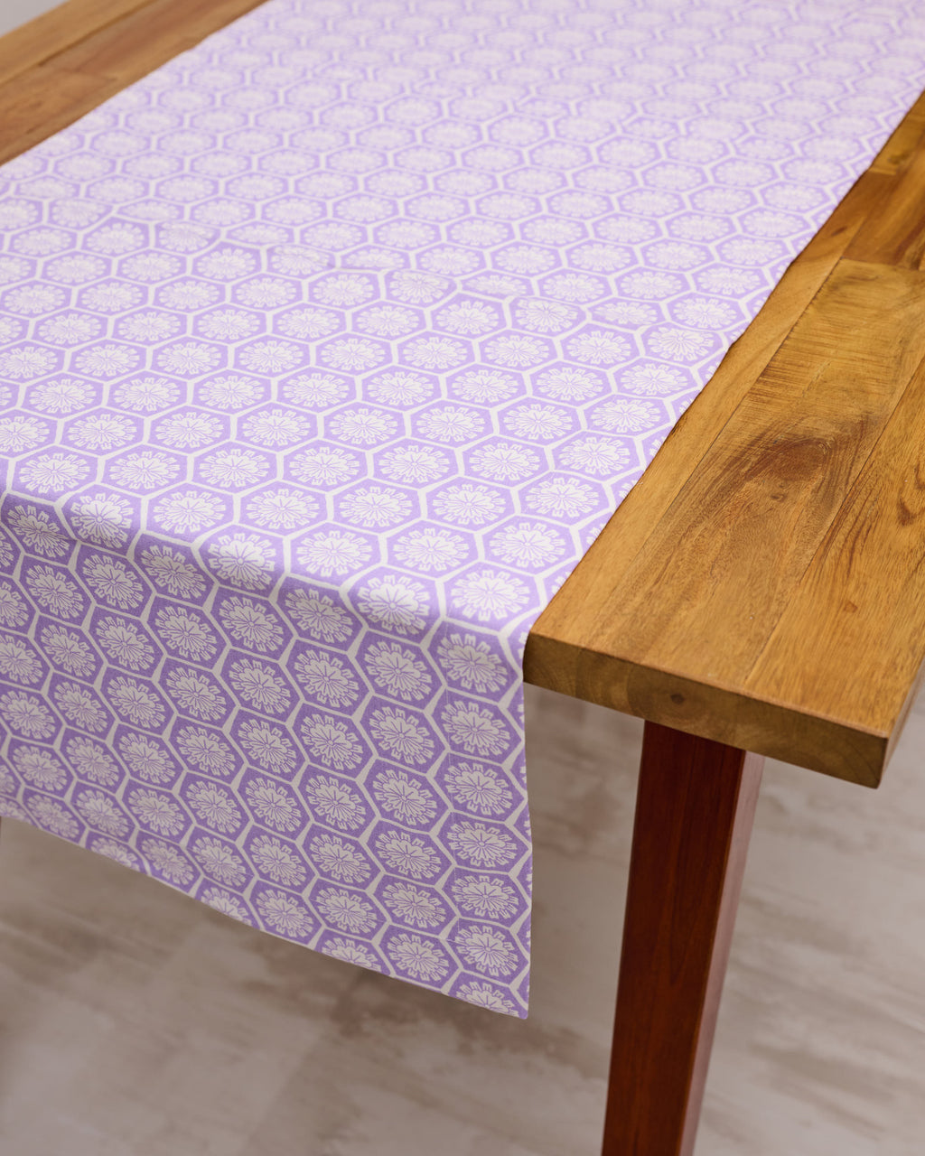 Table Runner - Willow Wishes Lilac