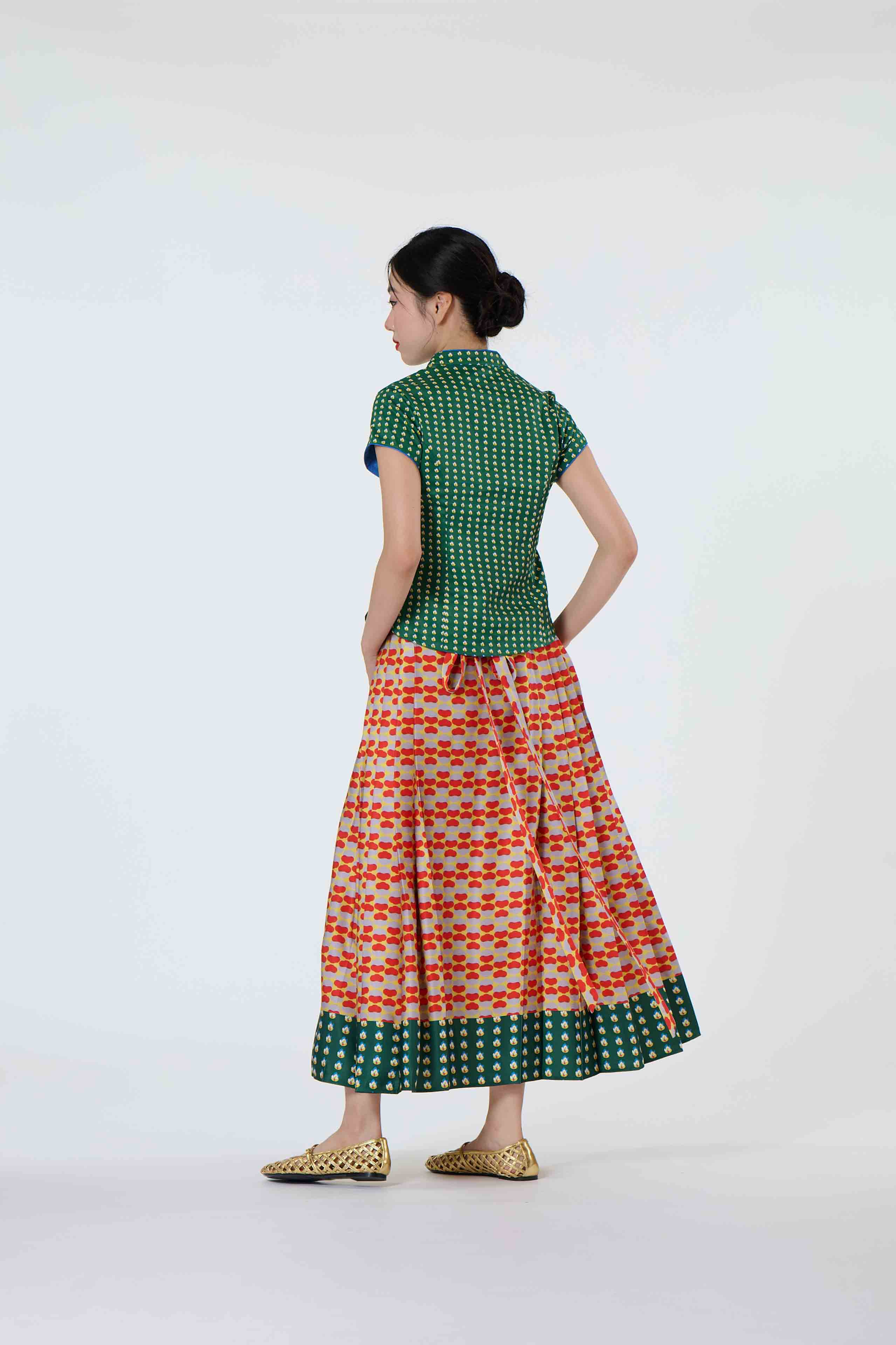 The Vase Skirt - Chrysanthemum