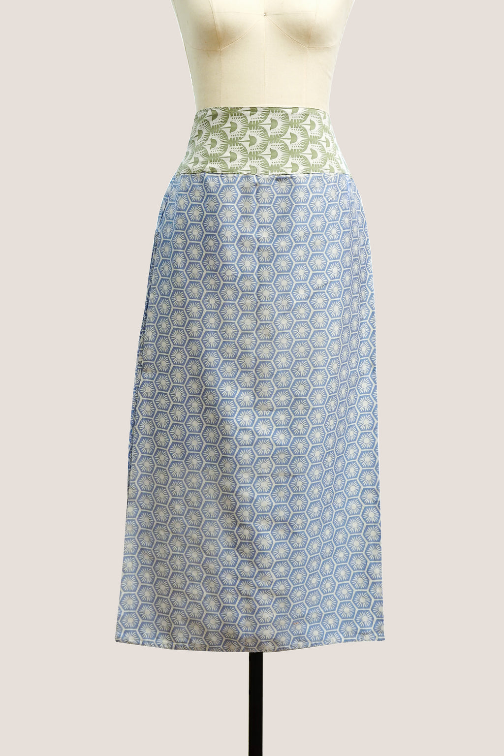Kee Ming Yuet Skirt - Palm Patio Light Green / Willow Wishes Blue