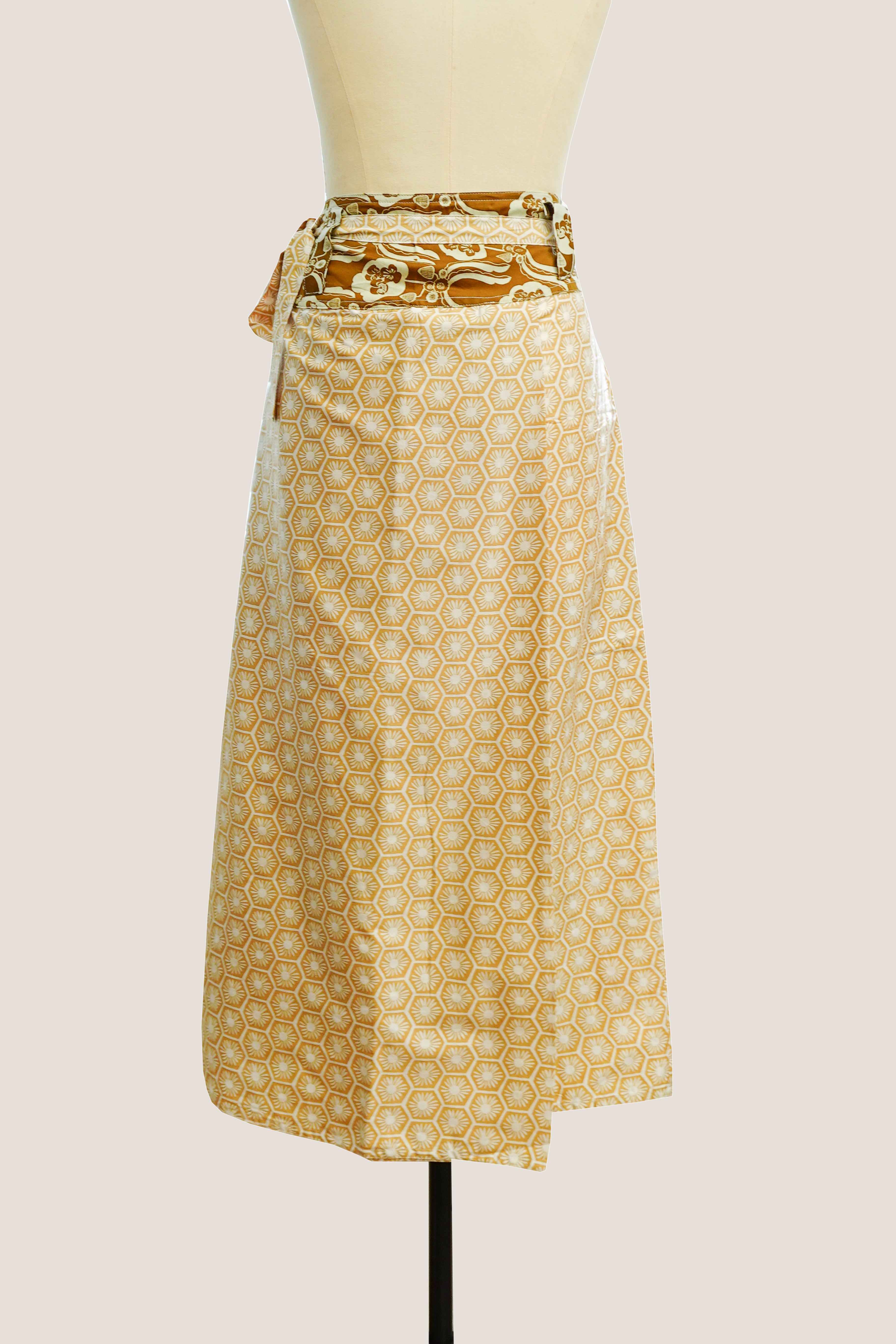 Kee Ming Yuet Skirt - Violets & Radiccio Olive / Willow Wishes Beige