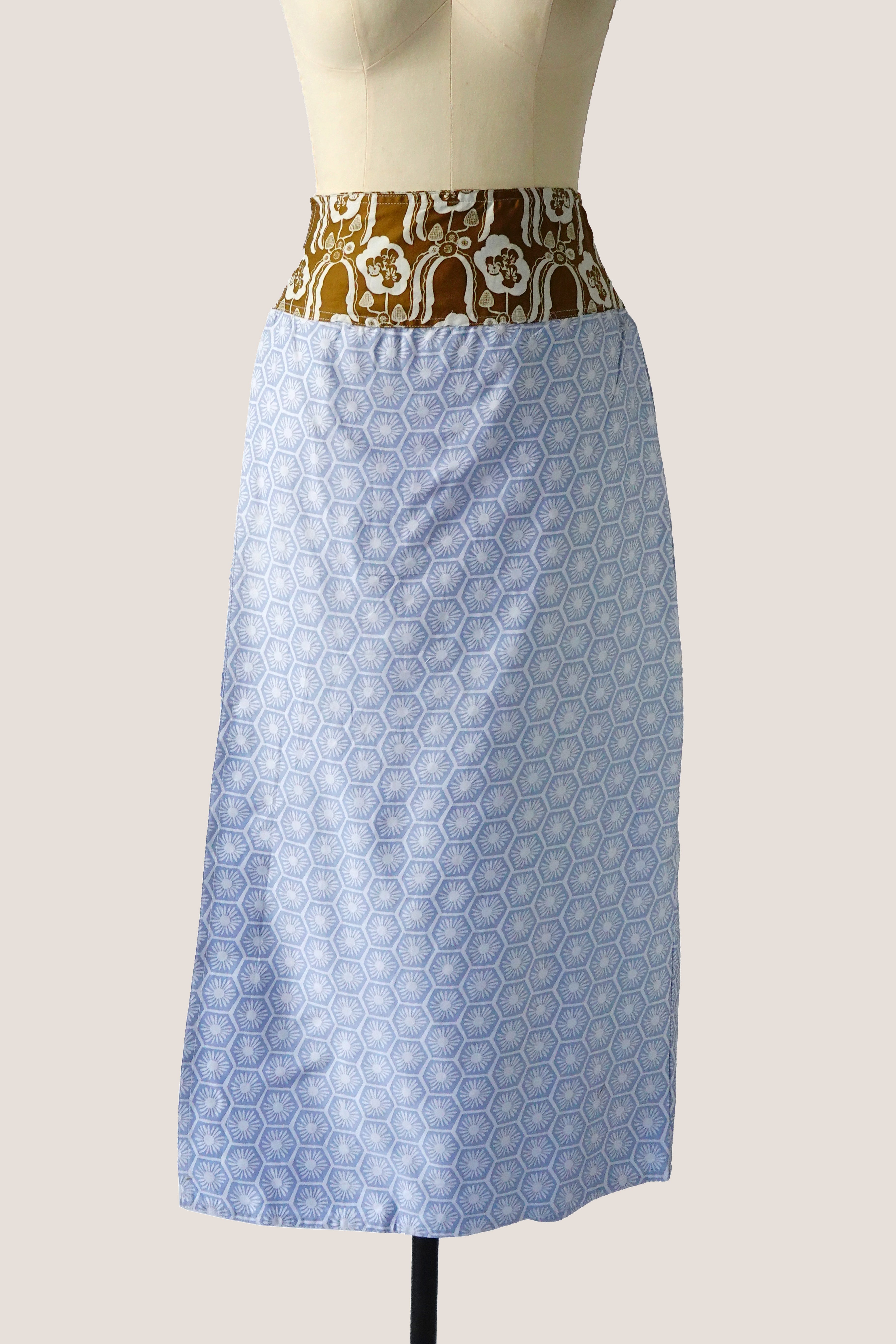 Kee Ming Yuet Skirt - Violets & Radiccio Olive / Willow Wishes Blue