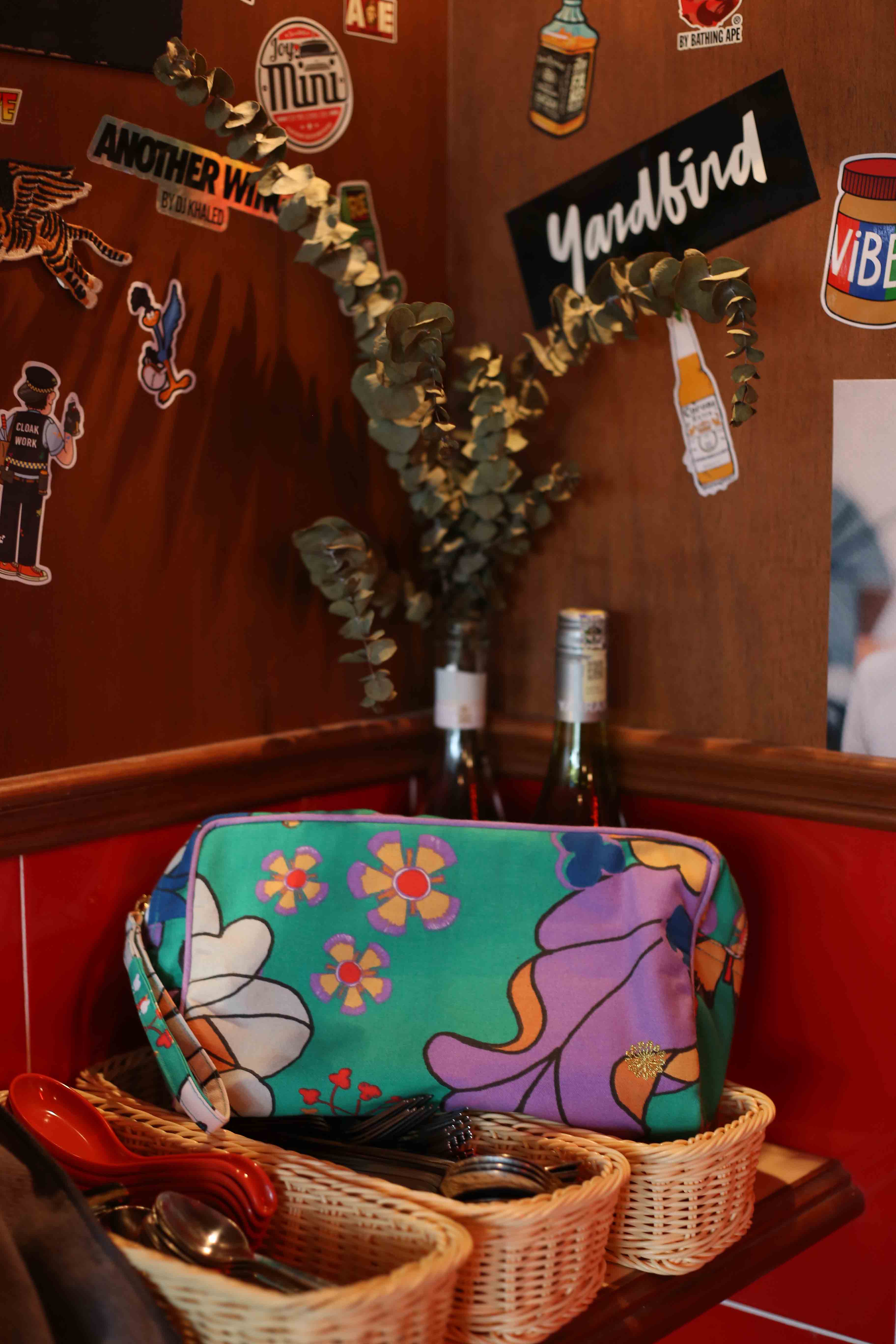 Toiletries Pouch - Bunga Raya Green