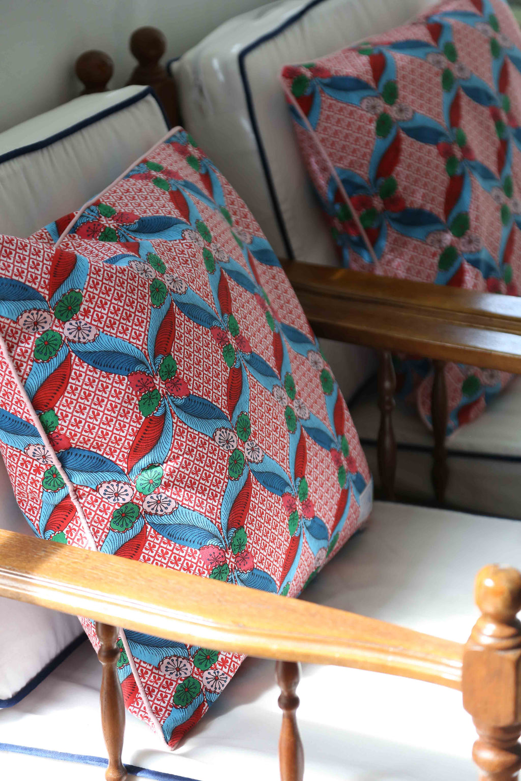 Square Cushion - Seal The Deal Red