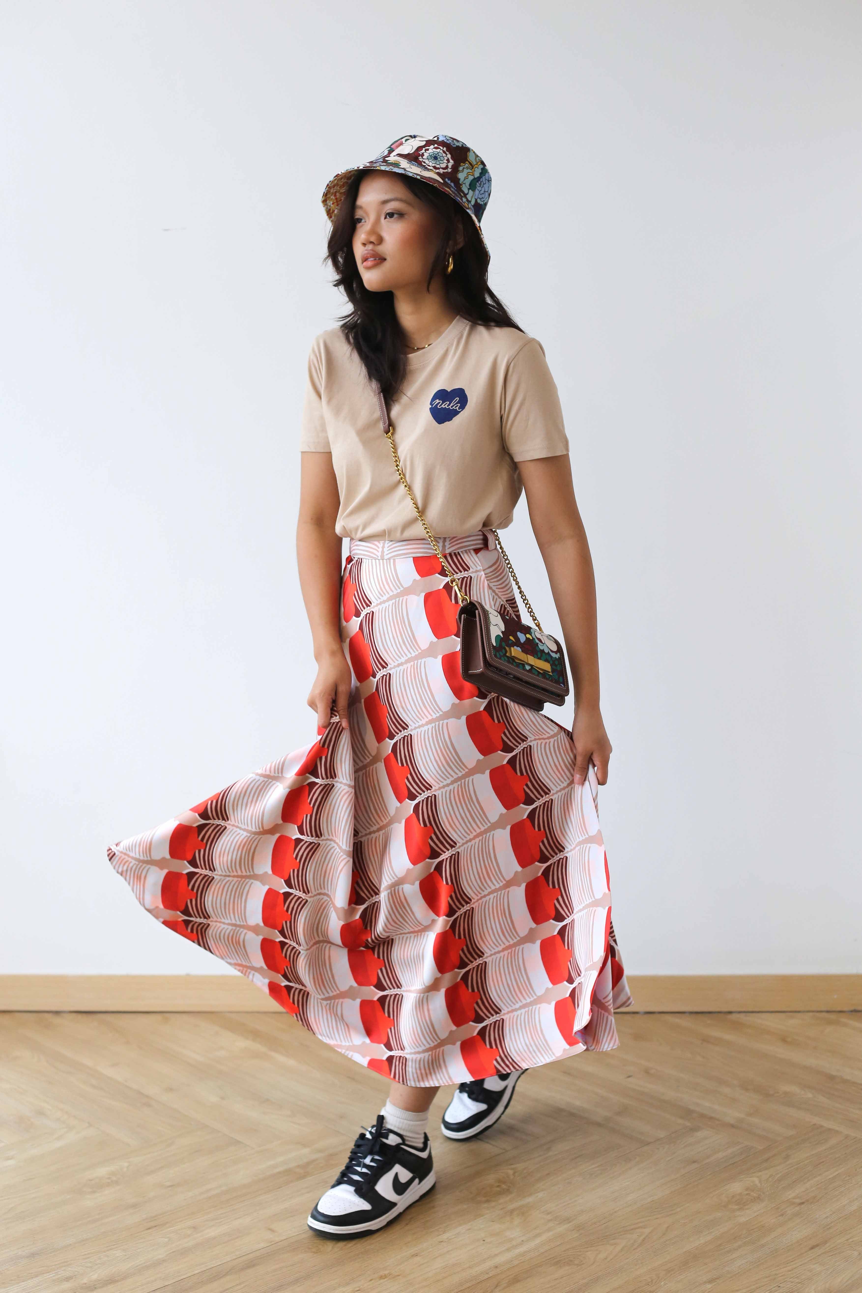 T-shirt Bunga Raya Beige