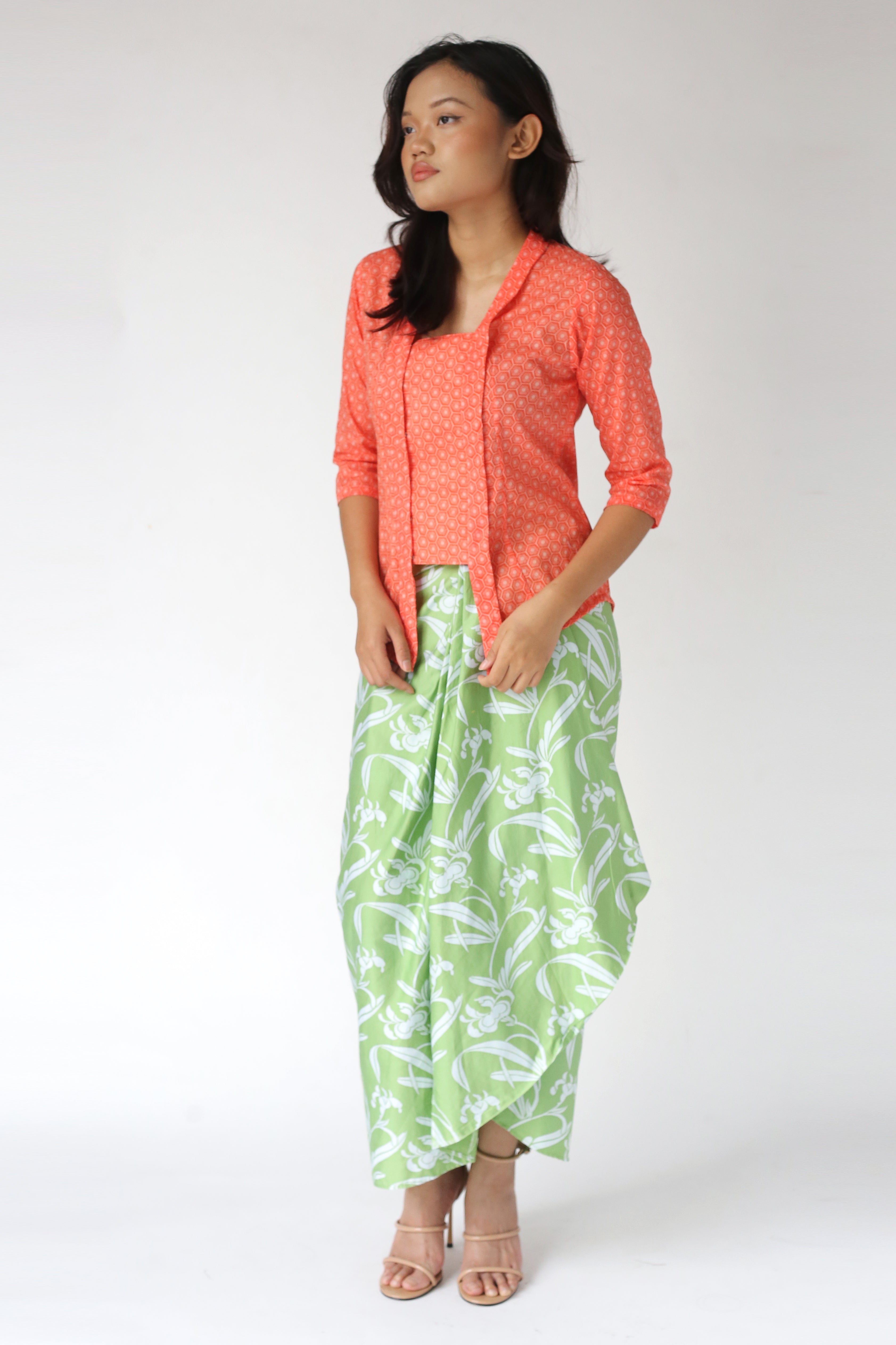 Baju Kebaya Willow Wishes Red