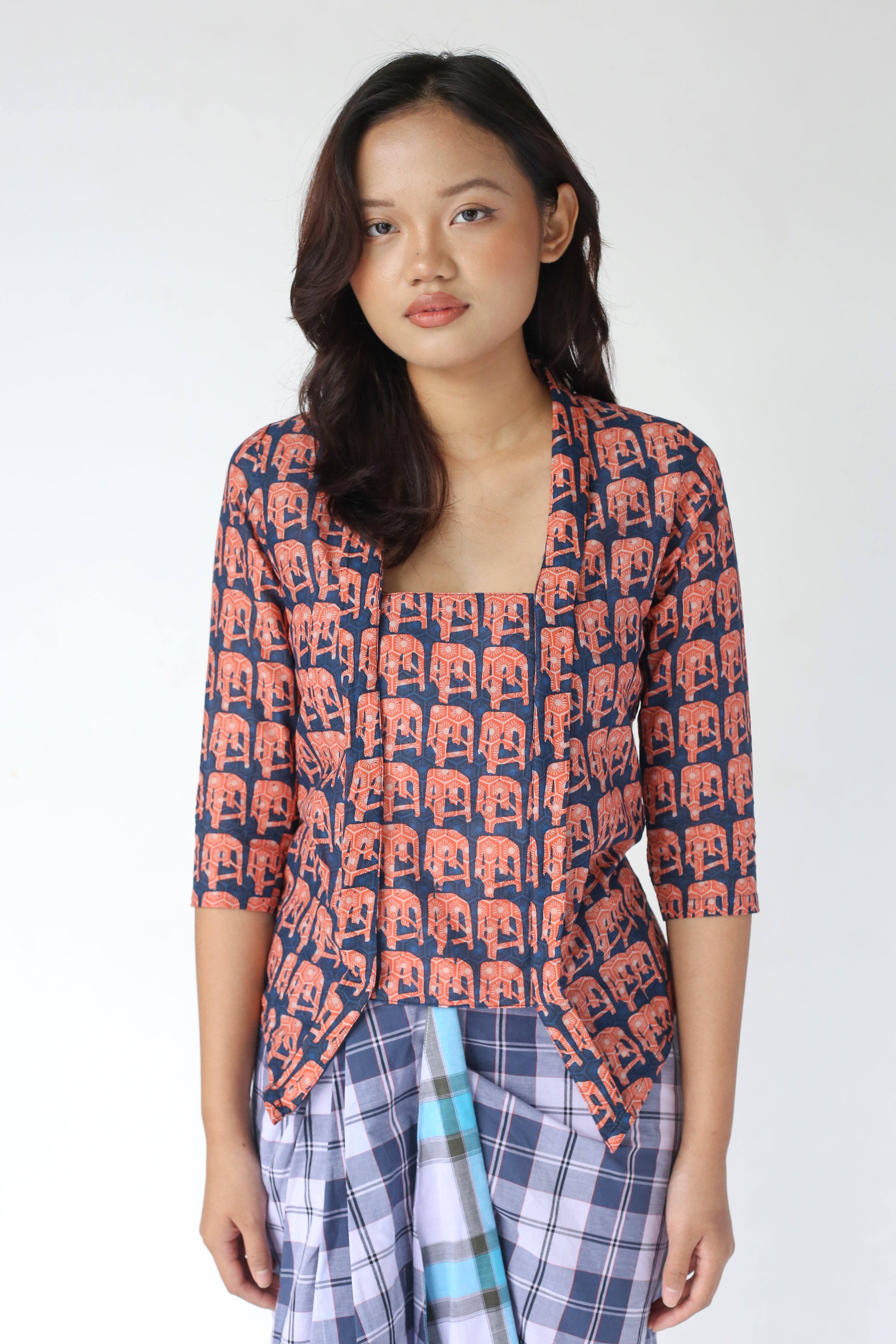 Baju Kebaya Willow Wishes Sila Duduk Red