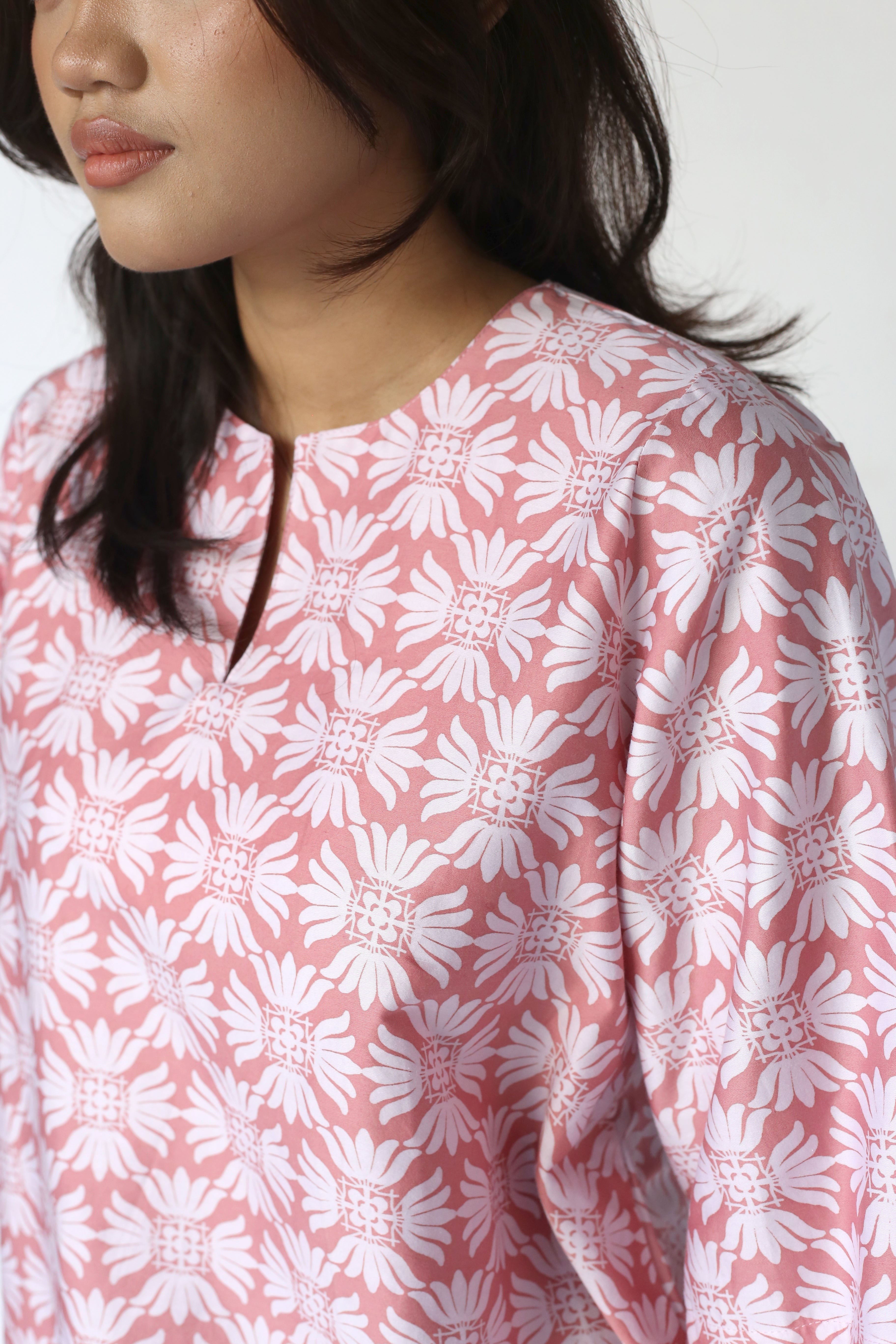 Baju Kedah Passion Flower Peach