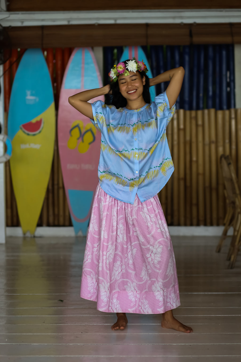 Pleated Knee Length Skirt - King Fisher