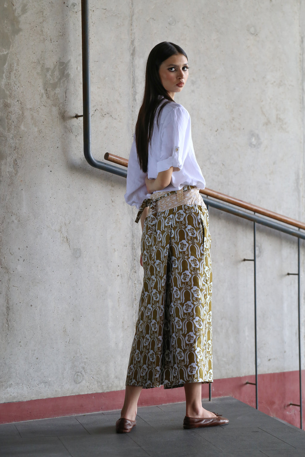 Kee Min Yuet Skirt - Willow Wishes Beige / Violets & Radiccio Olive
