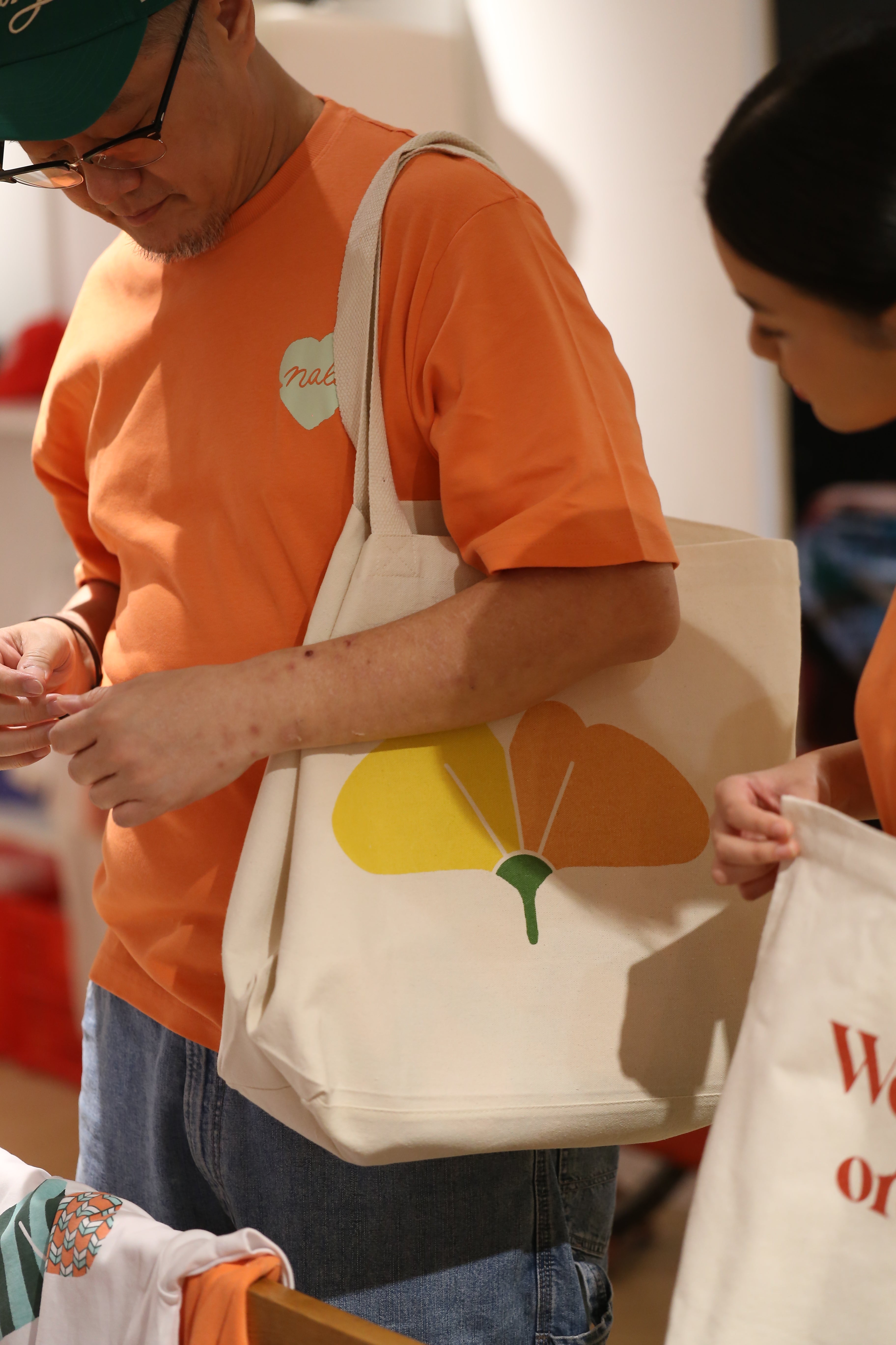 Tote Gingko Peach & Plums