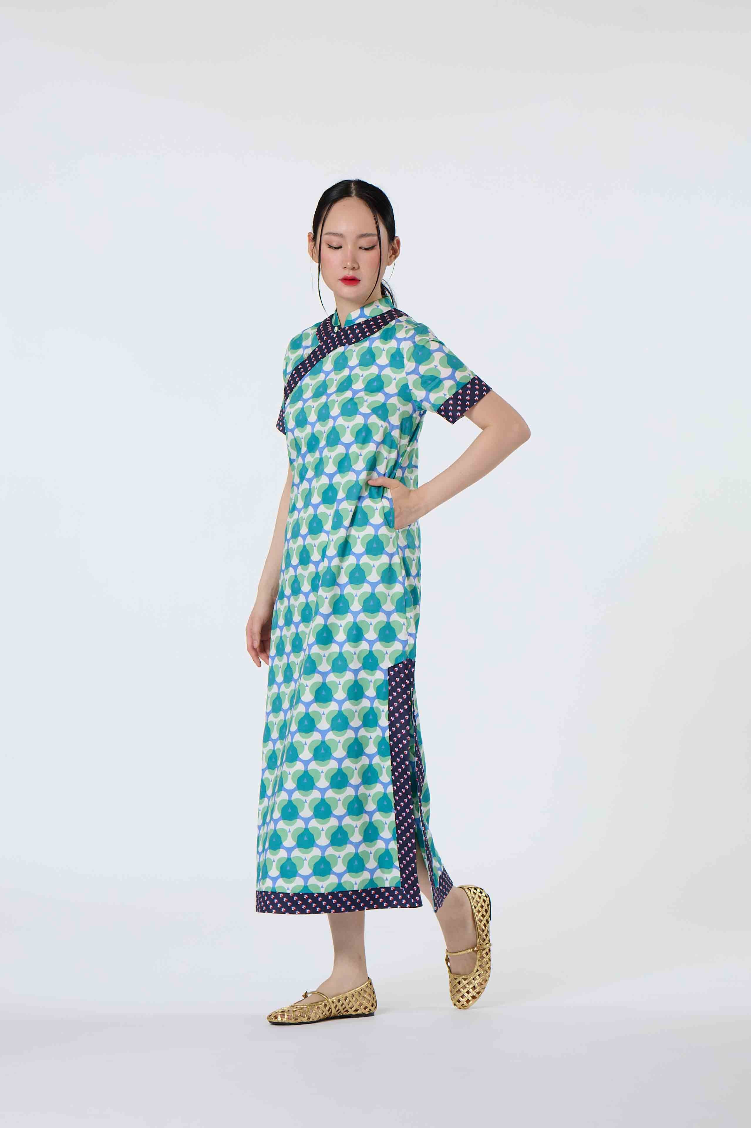Long Cheongsam- Love On Top Green